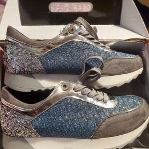 Cute sparkling shoes